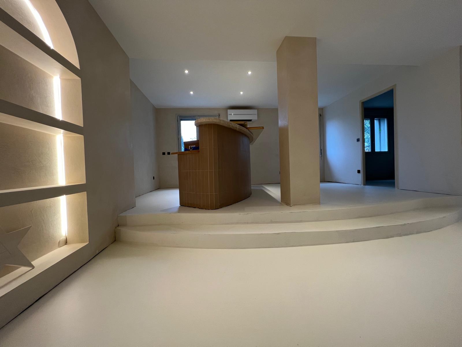 Peintre professionnel en intervention à Montpellier — Mondial Peinture 34